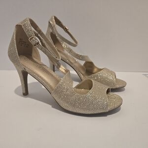 Elegant Gold Women's Heels